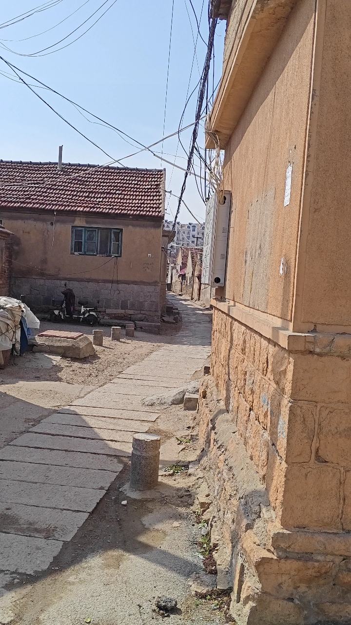 青岛市李沧区板桥坊村改为拆迁,老房子特别多