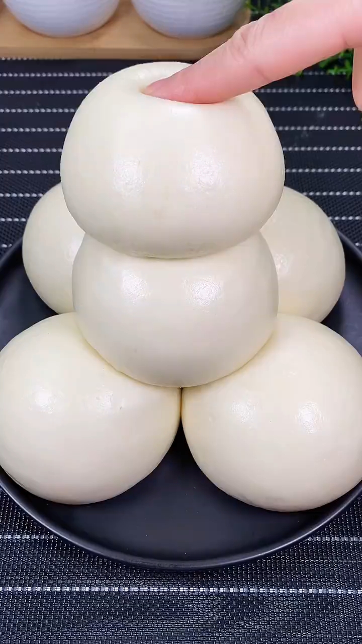 呛面馒头手法教程