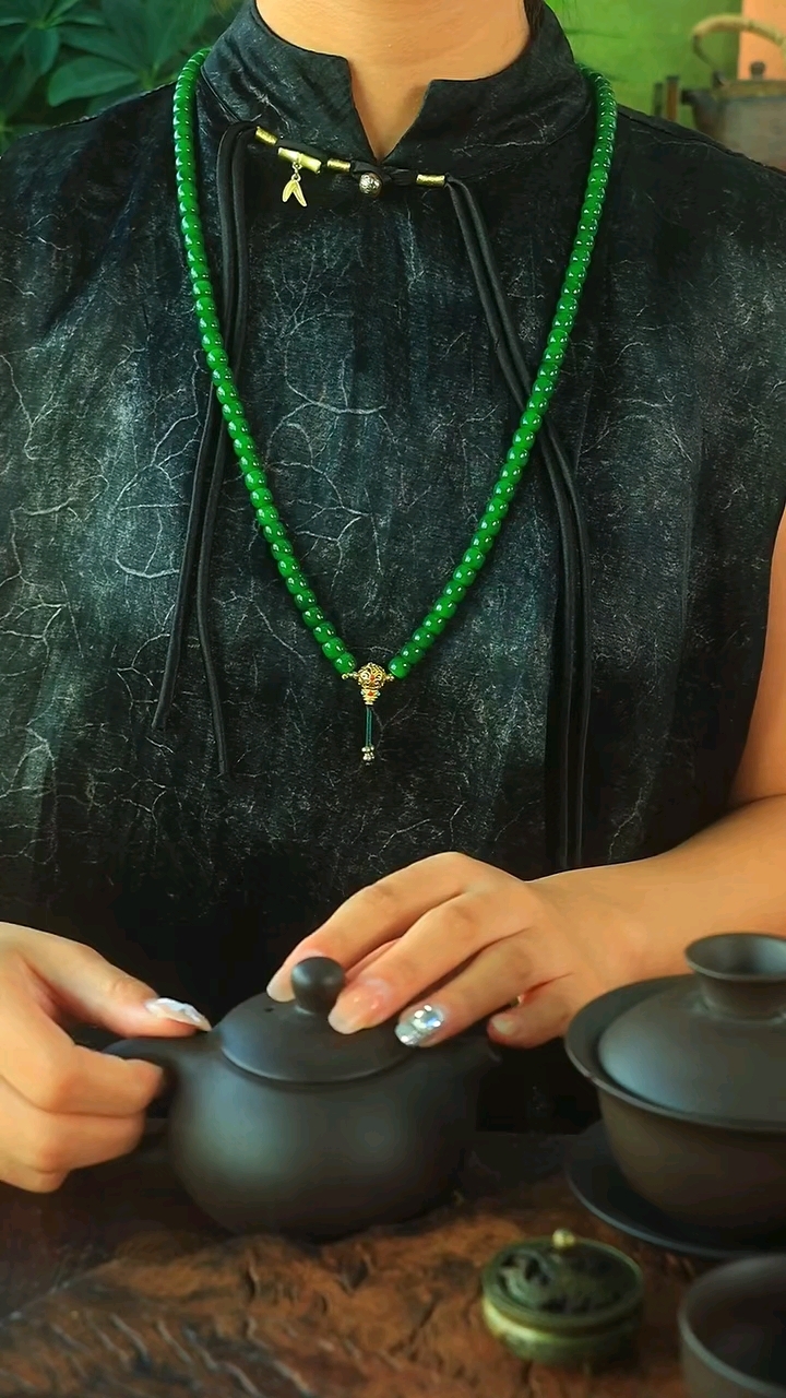 和田玉碧玉老型珠项链毛衣链 玉质温润细腻 佩戴舒适