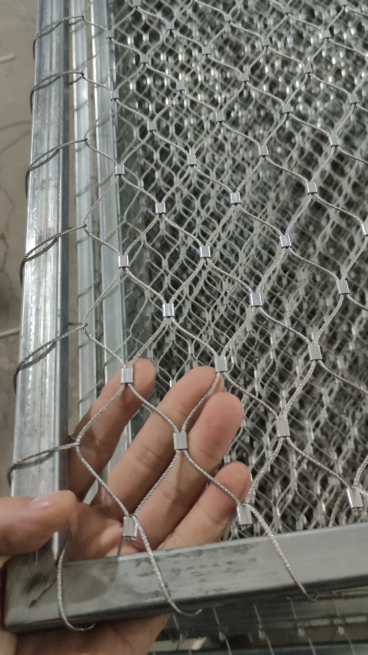 不锈钢高空防坠网 柔性钢丝绳防坠网定制