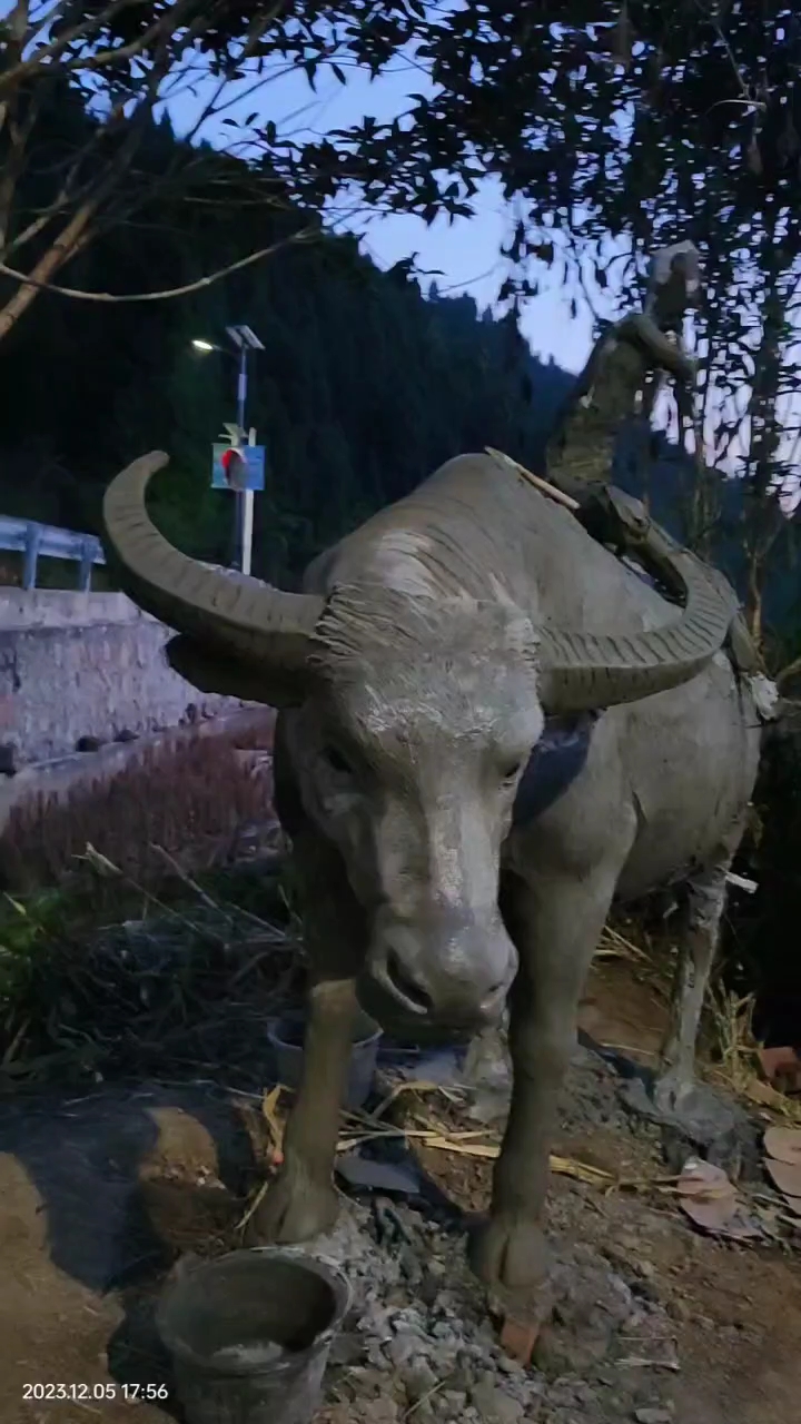 水泥直塑牧童雕塑