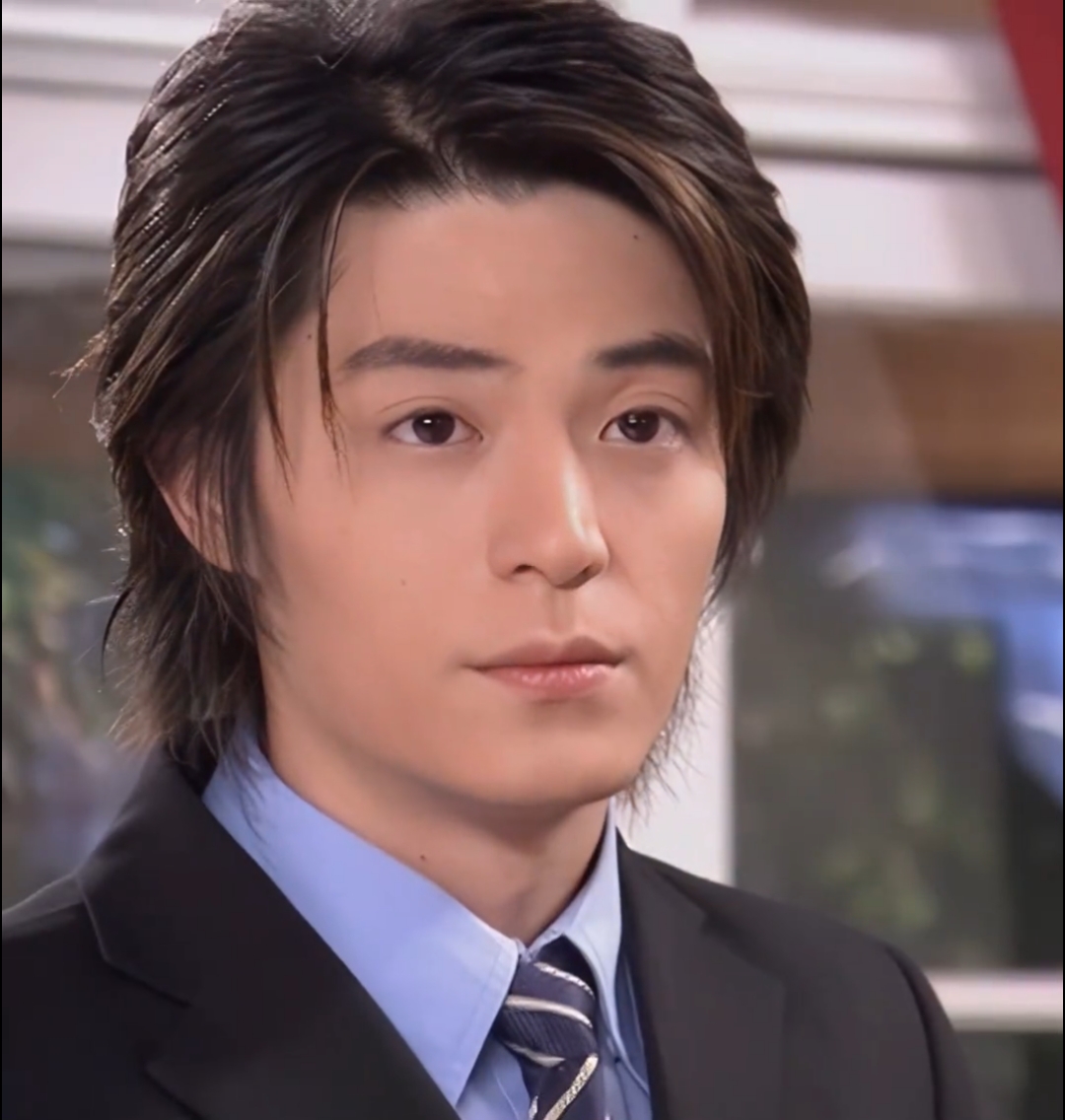 穿上西装真的帅到惨绝人寰,霍建华颜值巅峰