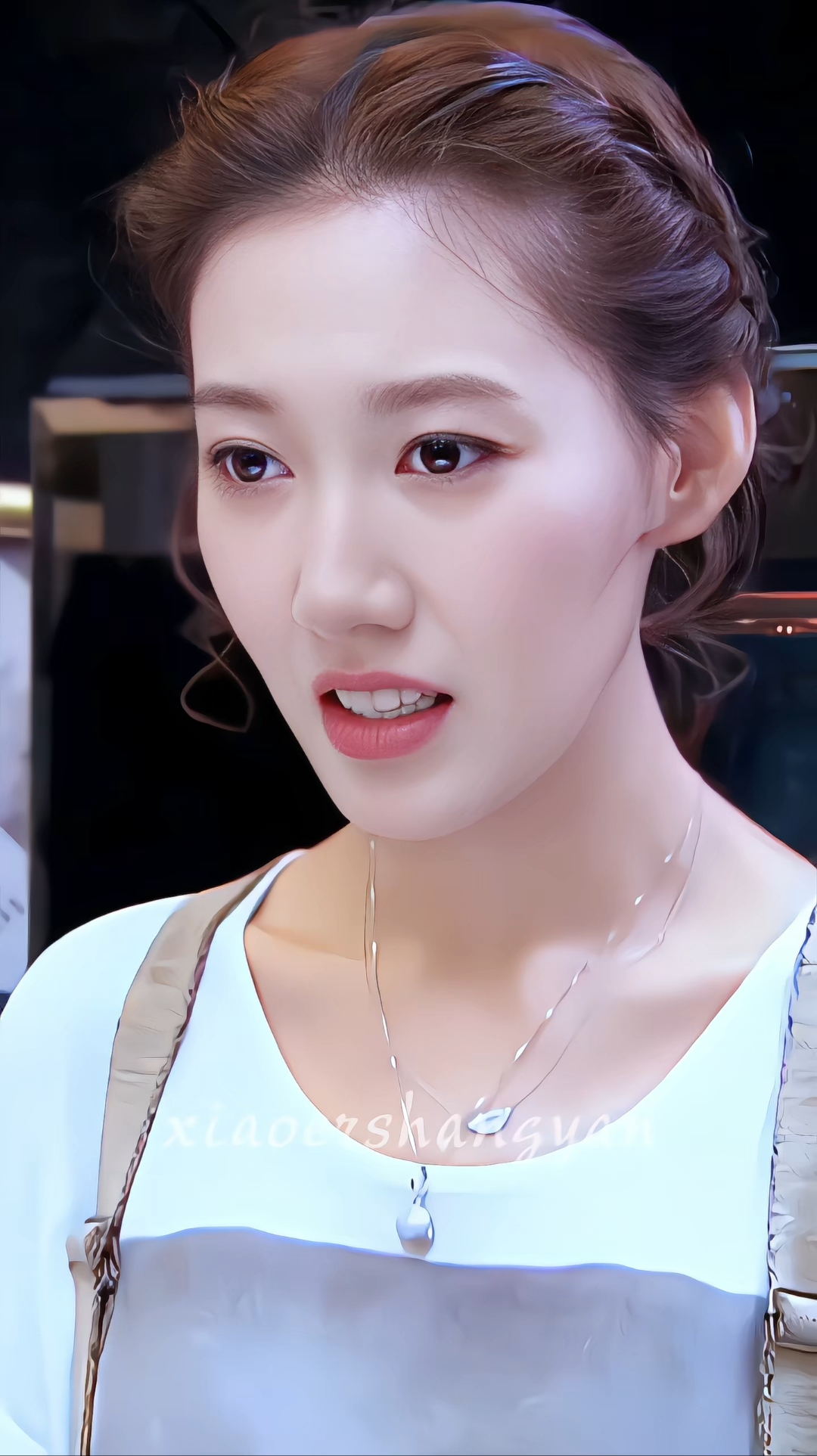 高露清纯美丽优雅迷人