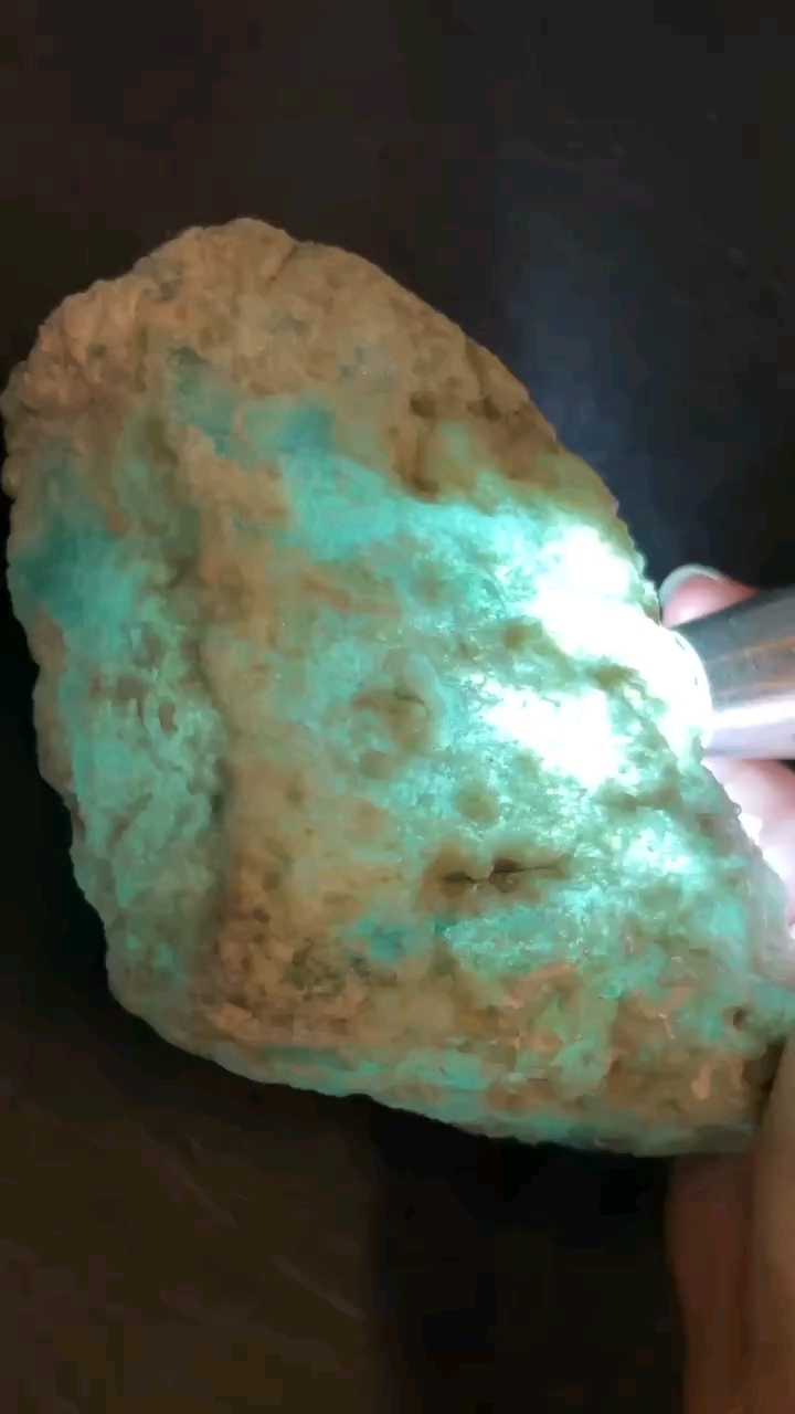 天然冰种翡翠原石