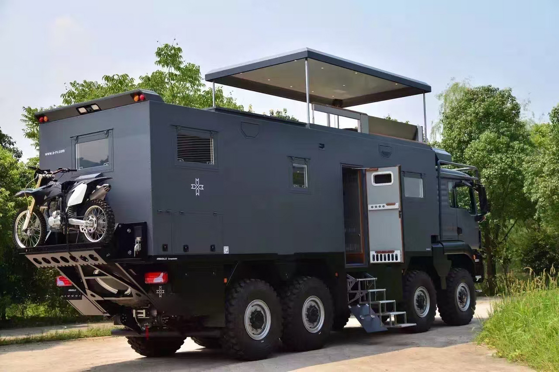 德国曼越野房车8x8