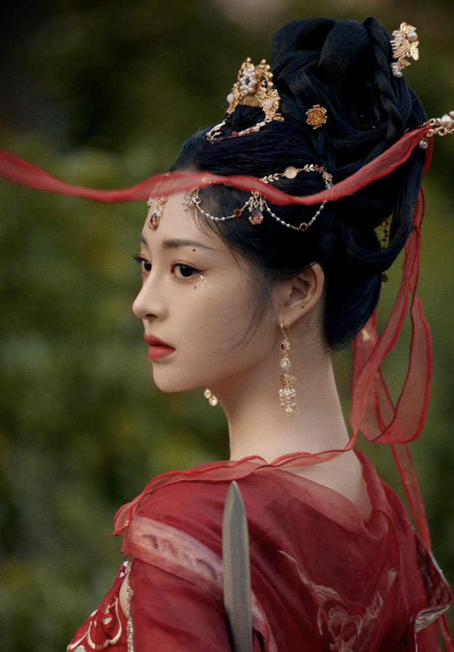 追星最前线# 国风大赏,美腻的汉服造型,真的甜死人了.