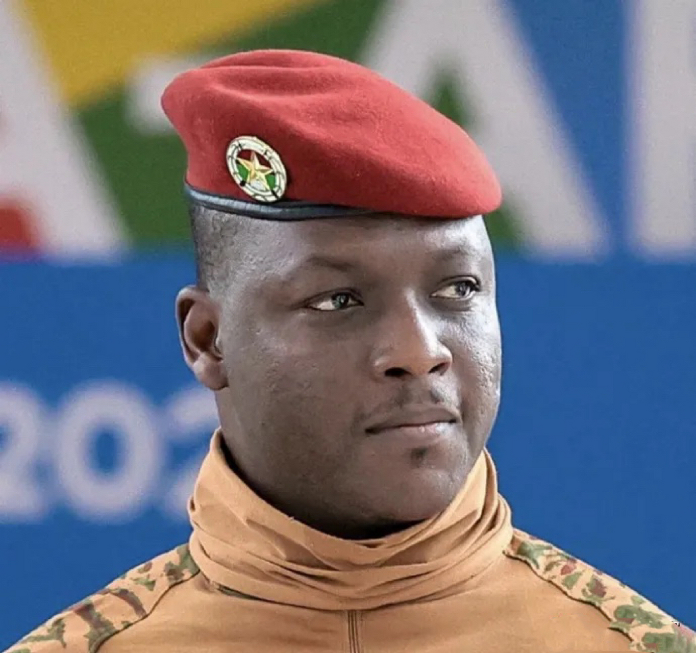 8月20日,布基纳法索总统易卜拉欣·特拉奥雷认为:"非洲争夺铀和石油的