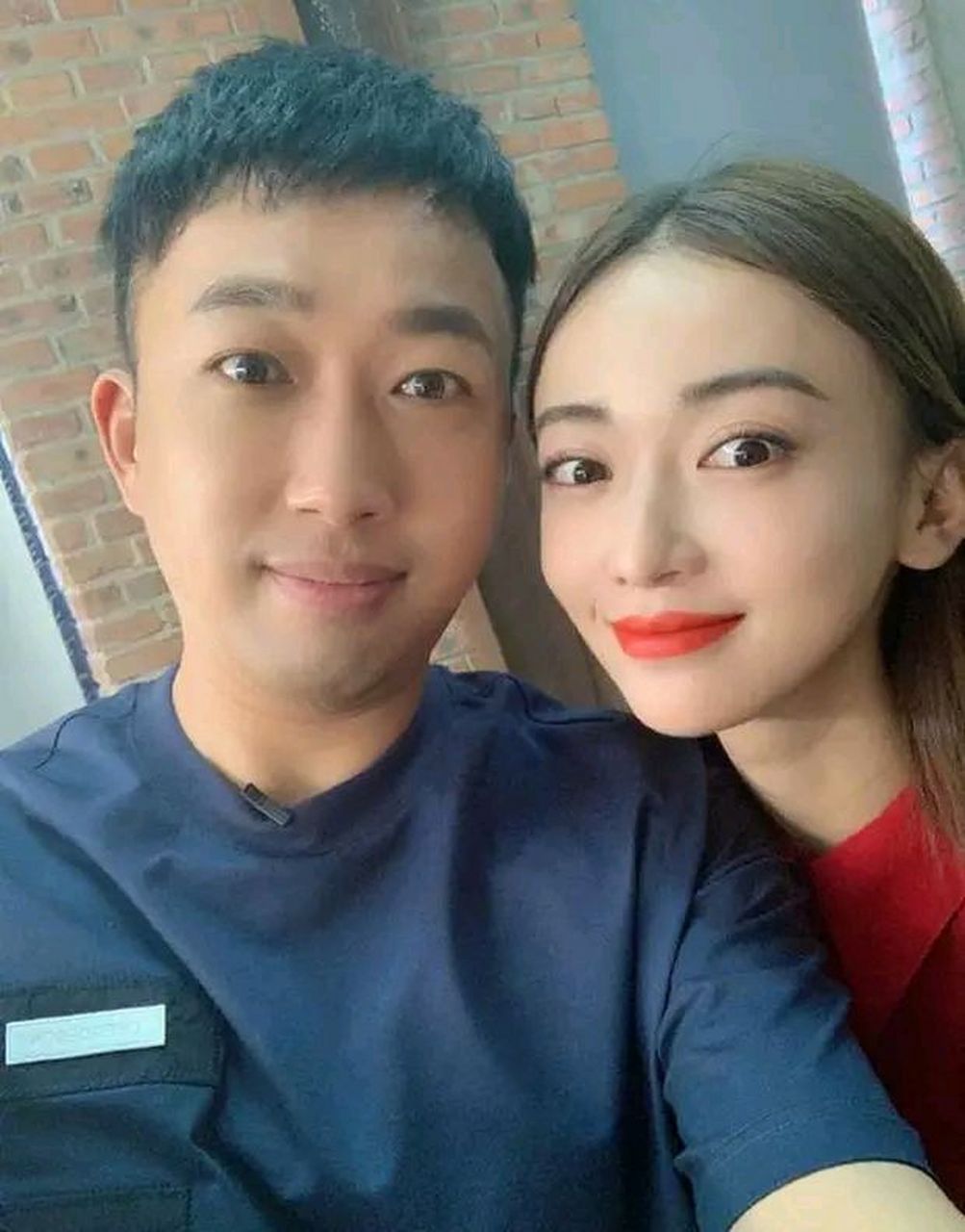 而男主则是在19年就跟吴谨言传绯闻的洪尧