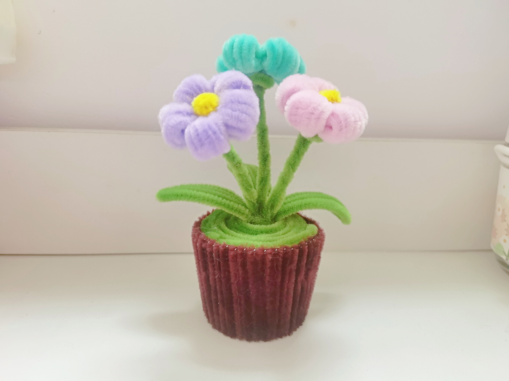 泡芙花扭扭棒盆栽  94把爱藏在心底 94花语:对你的爱像实数集,你