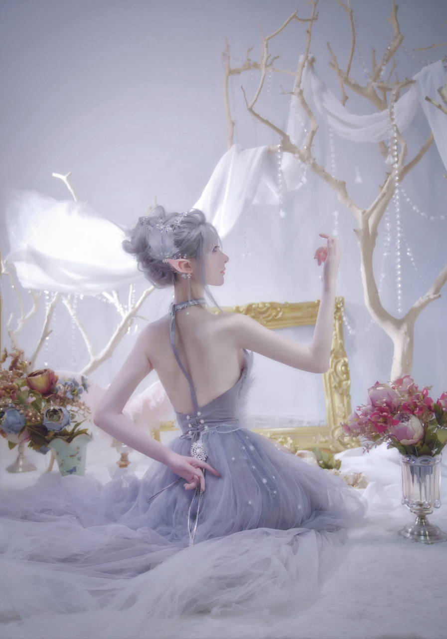 鬼刀# 冰公主海琴烟coser:在下萝莉控ii