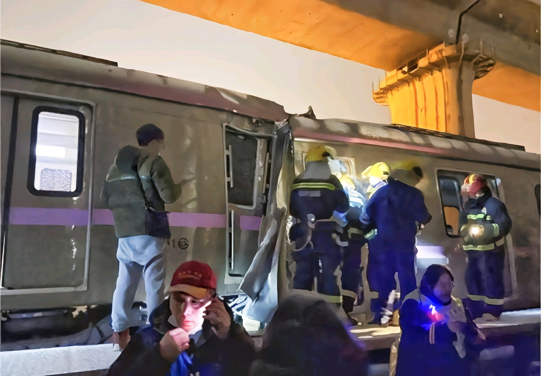 北京地铁昌平线事故:515人受伤,雪天轨滑导致列车追尾