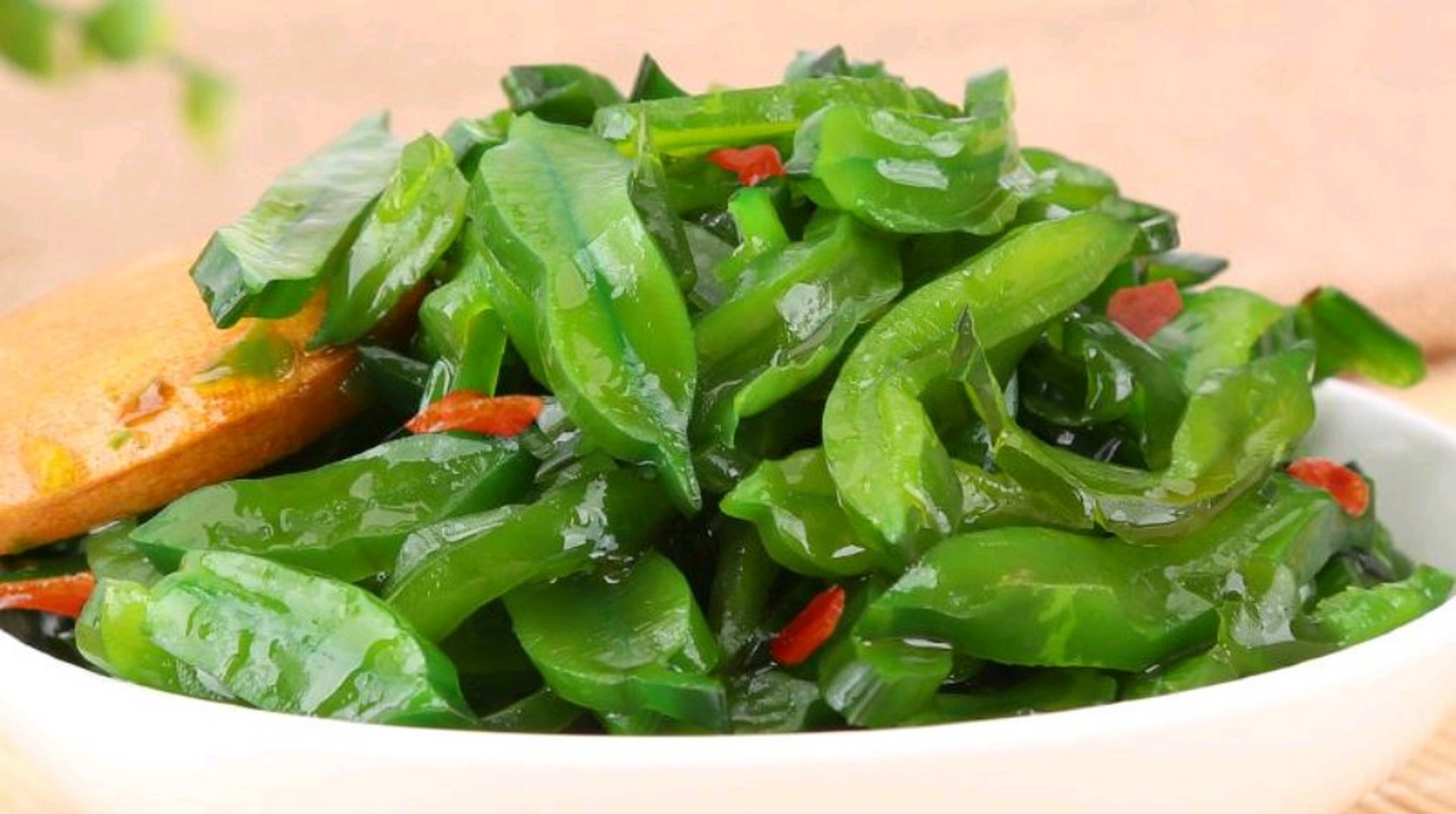 海白菜中含有丰富的蛋白质,矿物质以及多种维生素.