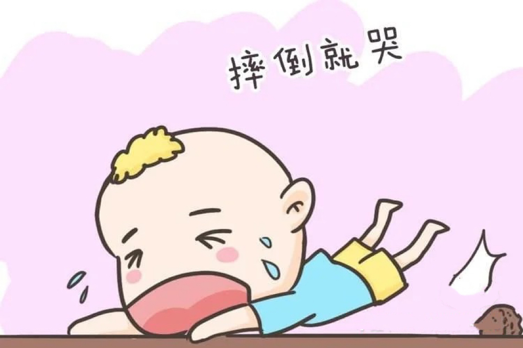 孩子摔倒了,你的反应影响他一生!