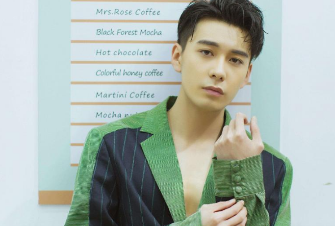 号手就位》里陈星旭饰演的欧阳俊性格多面,立体丰满