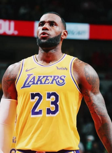 cleveland23号球衣是谁穿的