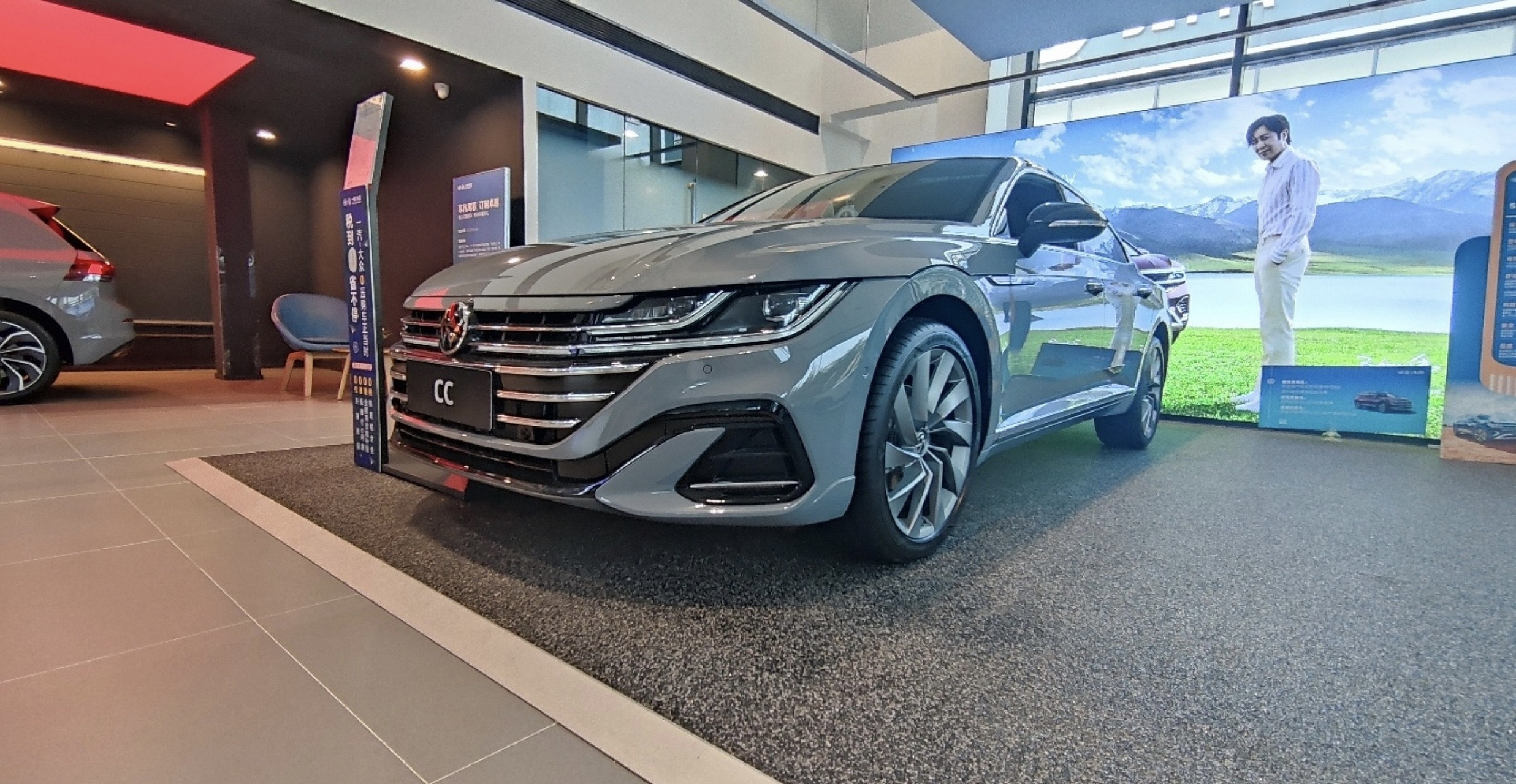 实拍2022款大众cc 380tsi夺目版以及落地行情价分享!