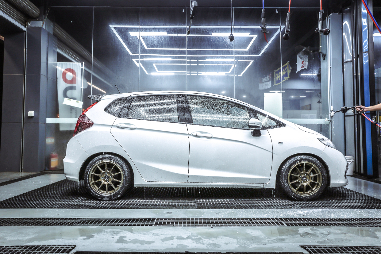 本田飞度改装16寸轮毂分享