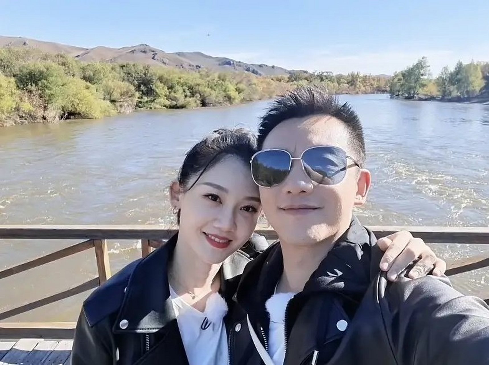 郑恺苗苗疑似生三胎女儿,二胎出生仅1年零一天,结婚三年实现三年抱仨