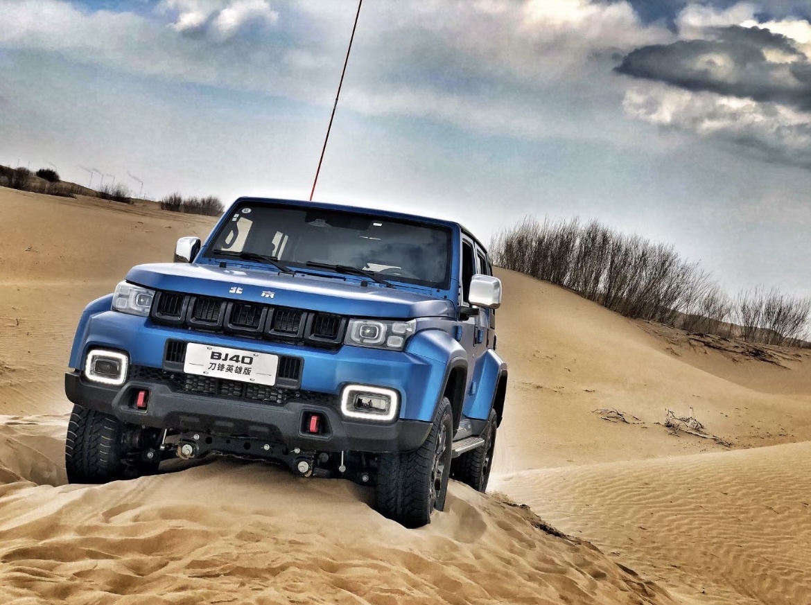 硬派bj40刀锋英雄柴油版的温柔几面