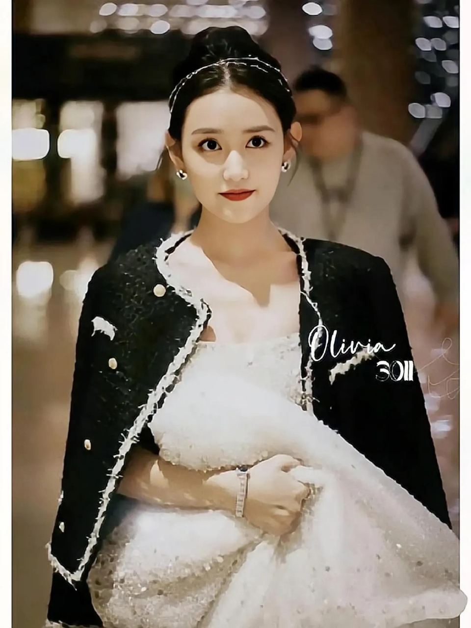 蒋依依原来是个混血儿,天呐这颜值现在娱乐圈最缺的就是美艳型女生