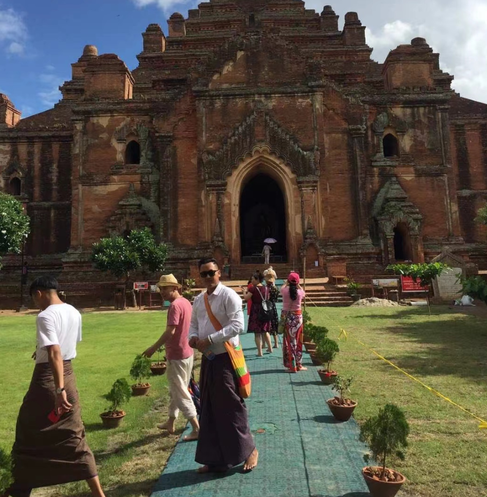 缅甸导游讲述:以往杭州游客最多,今年只接待了3个团!