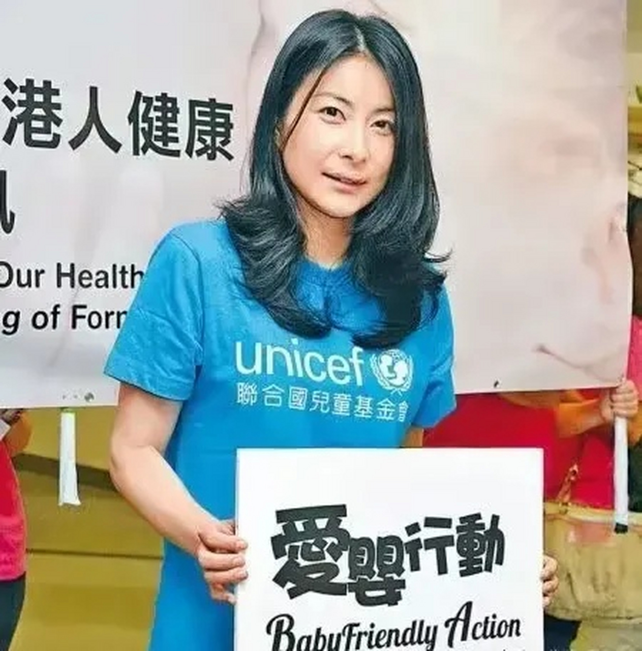 8月8日,据新华网消息,跳水皇后郭晶晶向河北省财政厅,捐款7000万,用于