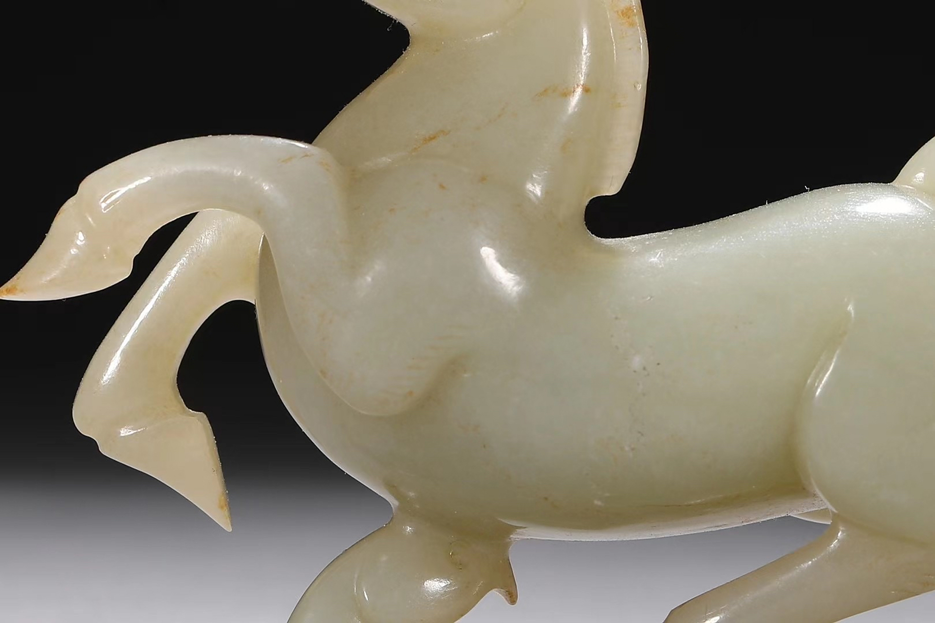 旧藏 高古青白玉马踏飞燕摆件 高8cm 宽12cm 重200克         青白玉