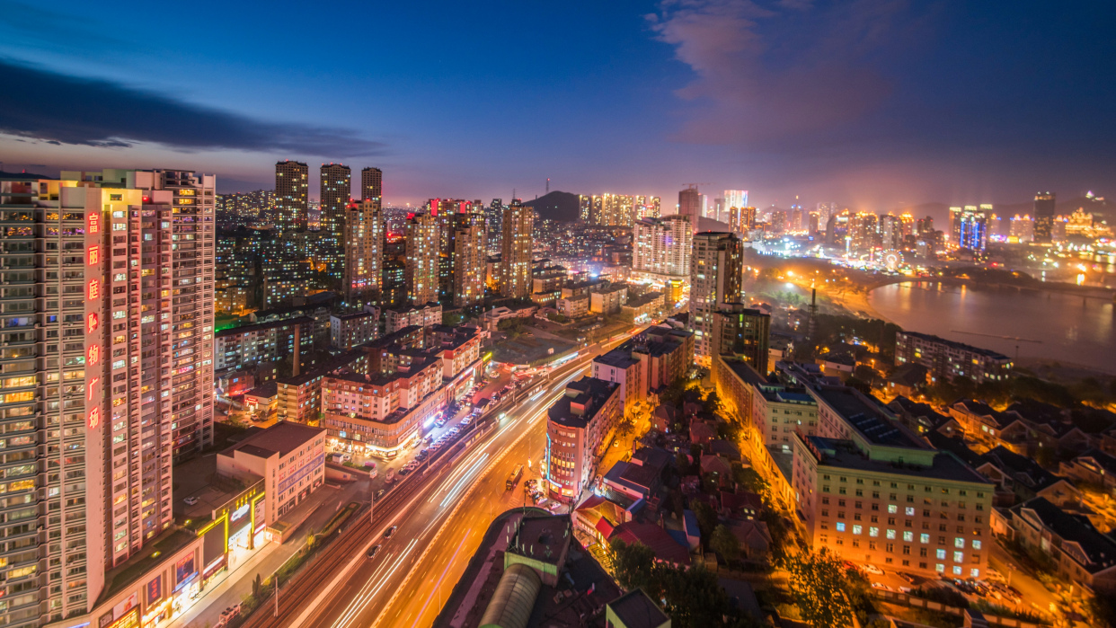 探讨火了的淄博烧烤:流量城市发展和经济增长