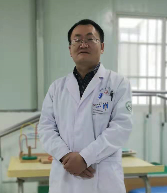 访谈录丨医生的使命感和责任感——邓涛