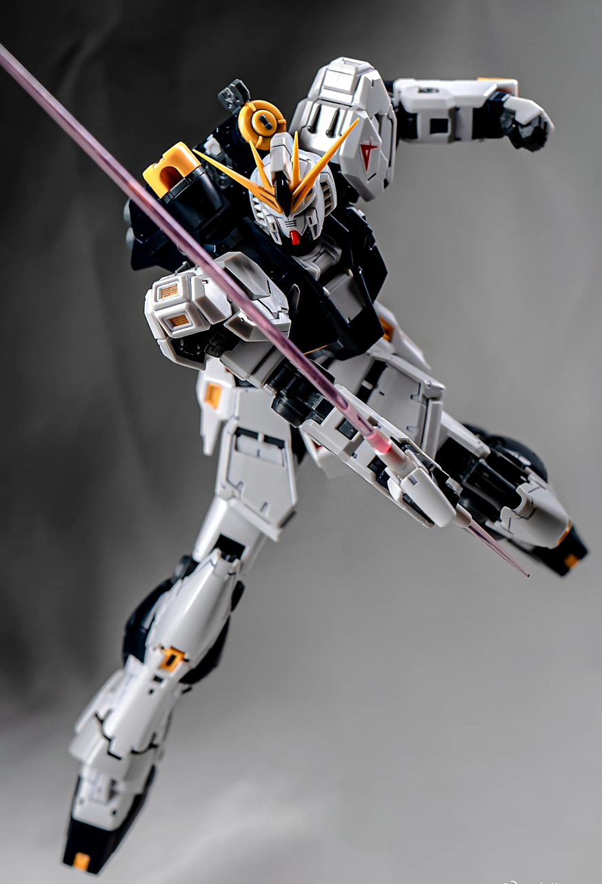 模型欣赏:机动战士高达 mg 1/100 卡版牛高达,by 良瓶mio.