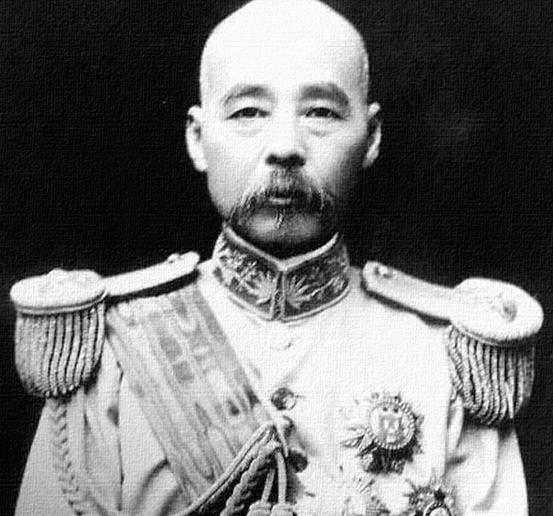 冯国璋表面调理问题,其实坐山观虎斗,段瑞琪才是他的对手