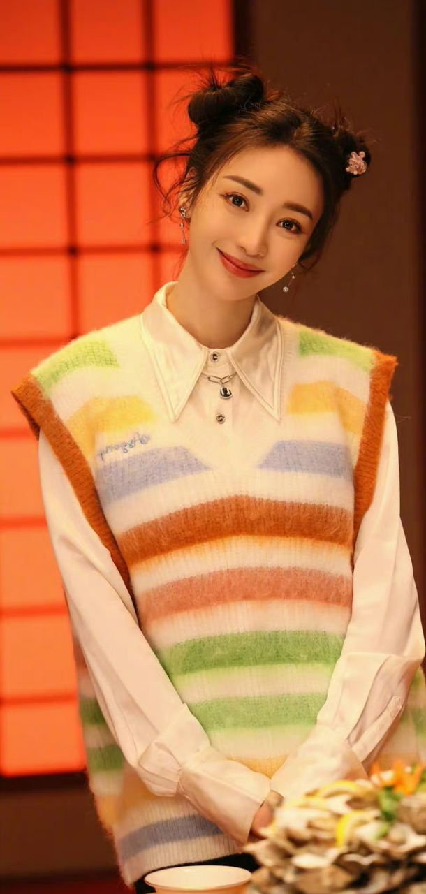 柳岩# 丸子头,可爱俏皮,甜美迷人