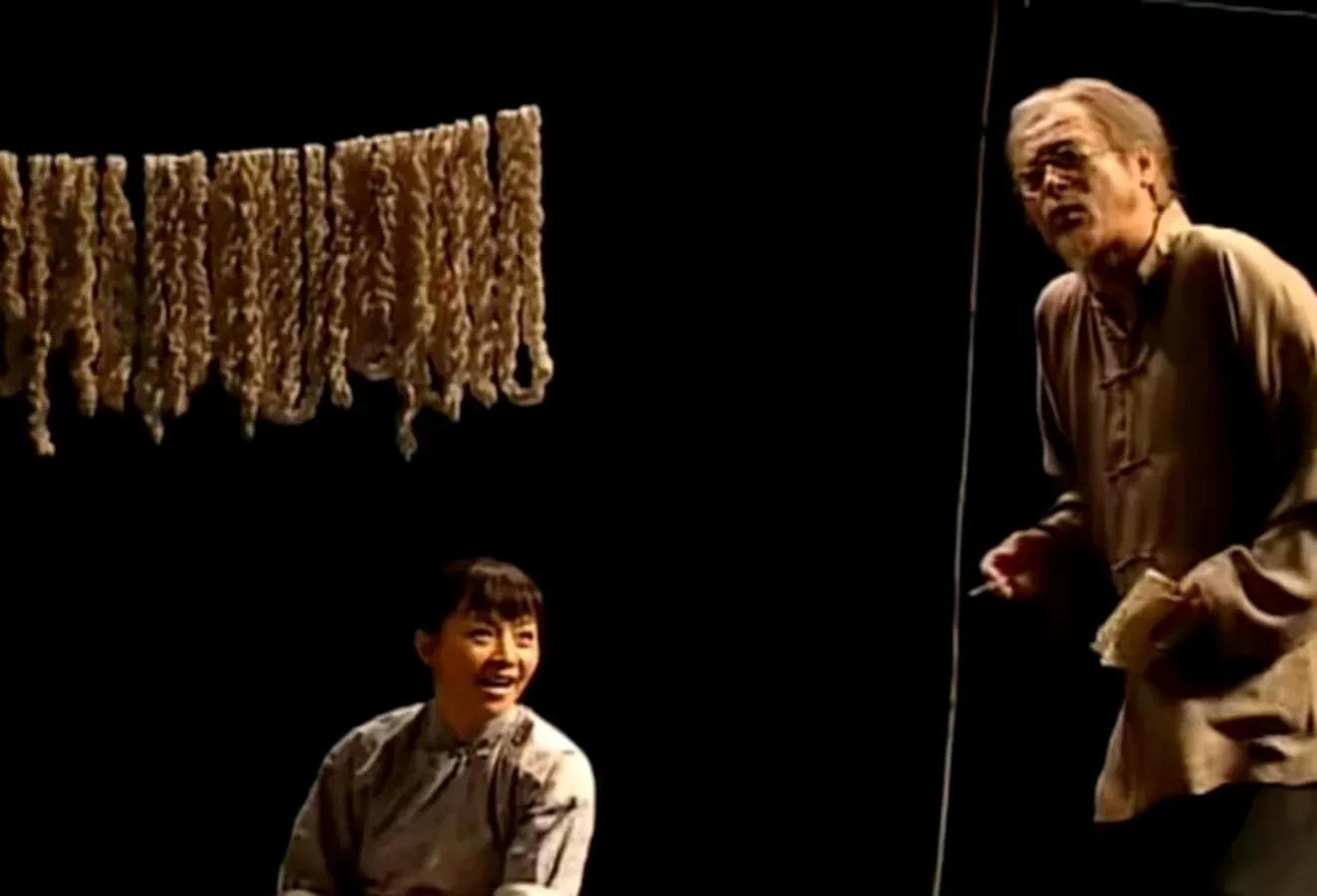 濮存昕近况曝光,70岁毫不显老,宋丹丹等几十位艺人为他捧场