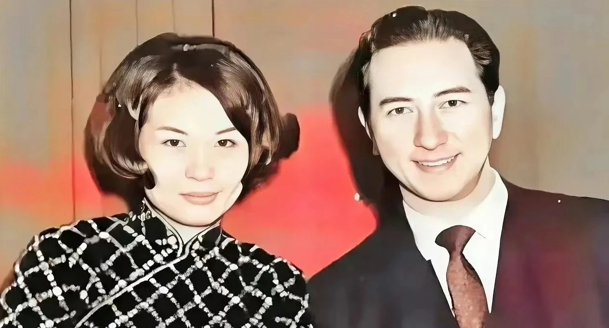 面对帅气多金的何鸿燊,即使两个人相差很多岁,14岁的蓝小姐还是喜欢上