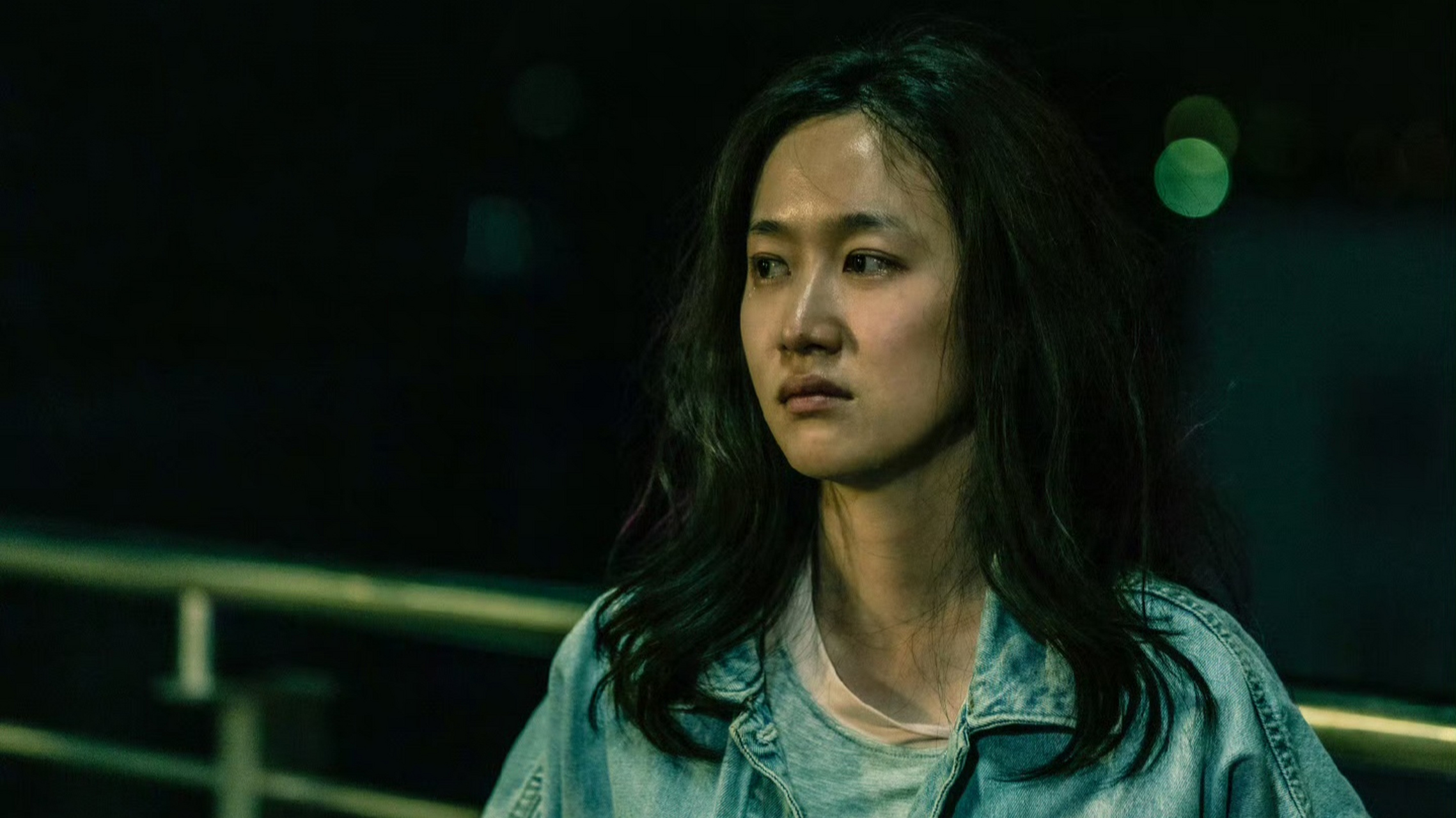 在这部电影中,马墨作为重点中学的一名学生,但是却不爱学习,整日就