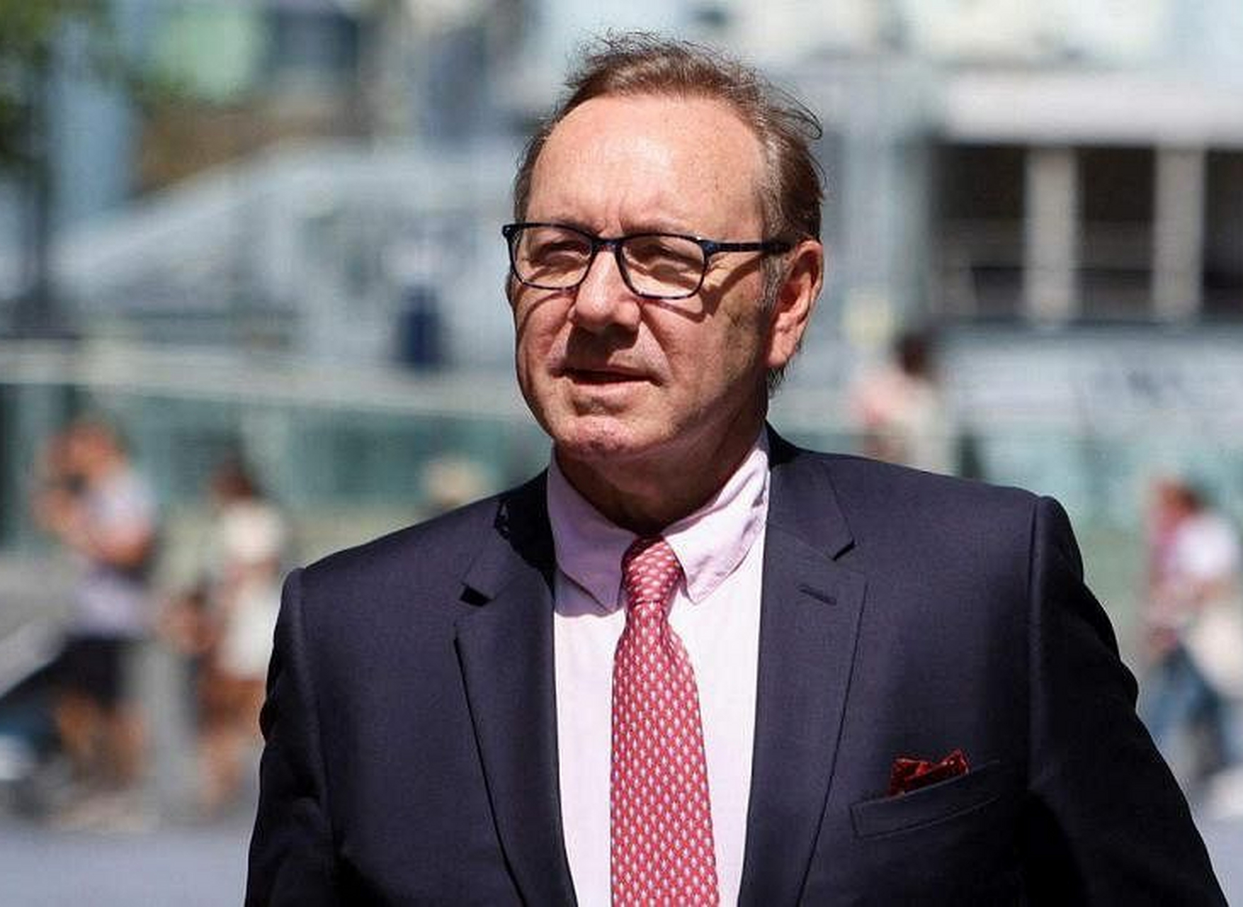 美国奥斯卡影帝凯文·史贝西(kevin spacey)被伦敦法院的陪审团裁定