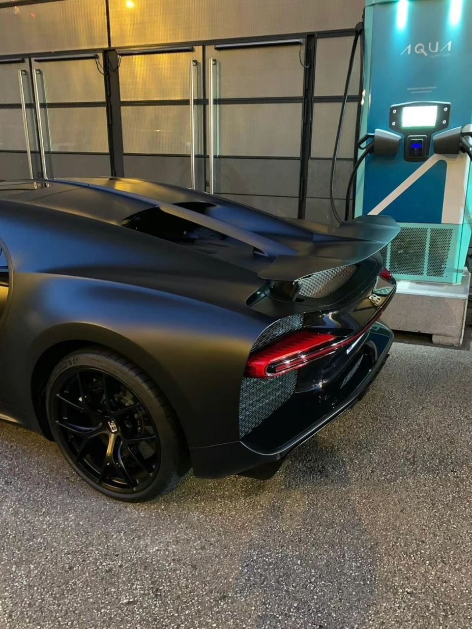 黑武士布加迪威龙 黑色真的超级炫酷! #布加迪