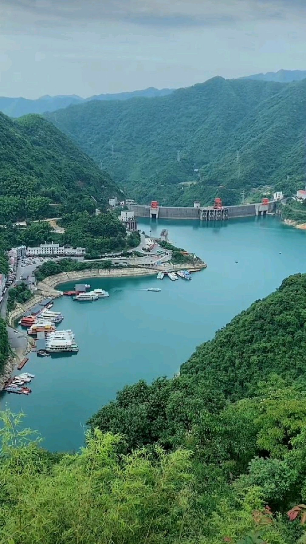 远看东江湖全景