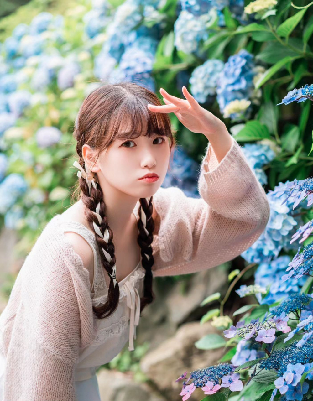 花季少女,可爱嘟嘟嘴