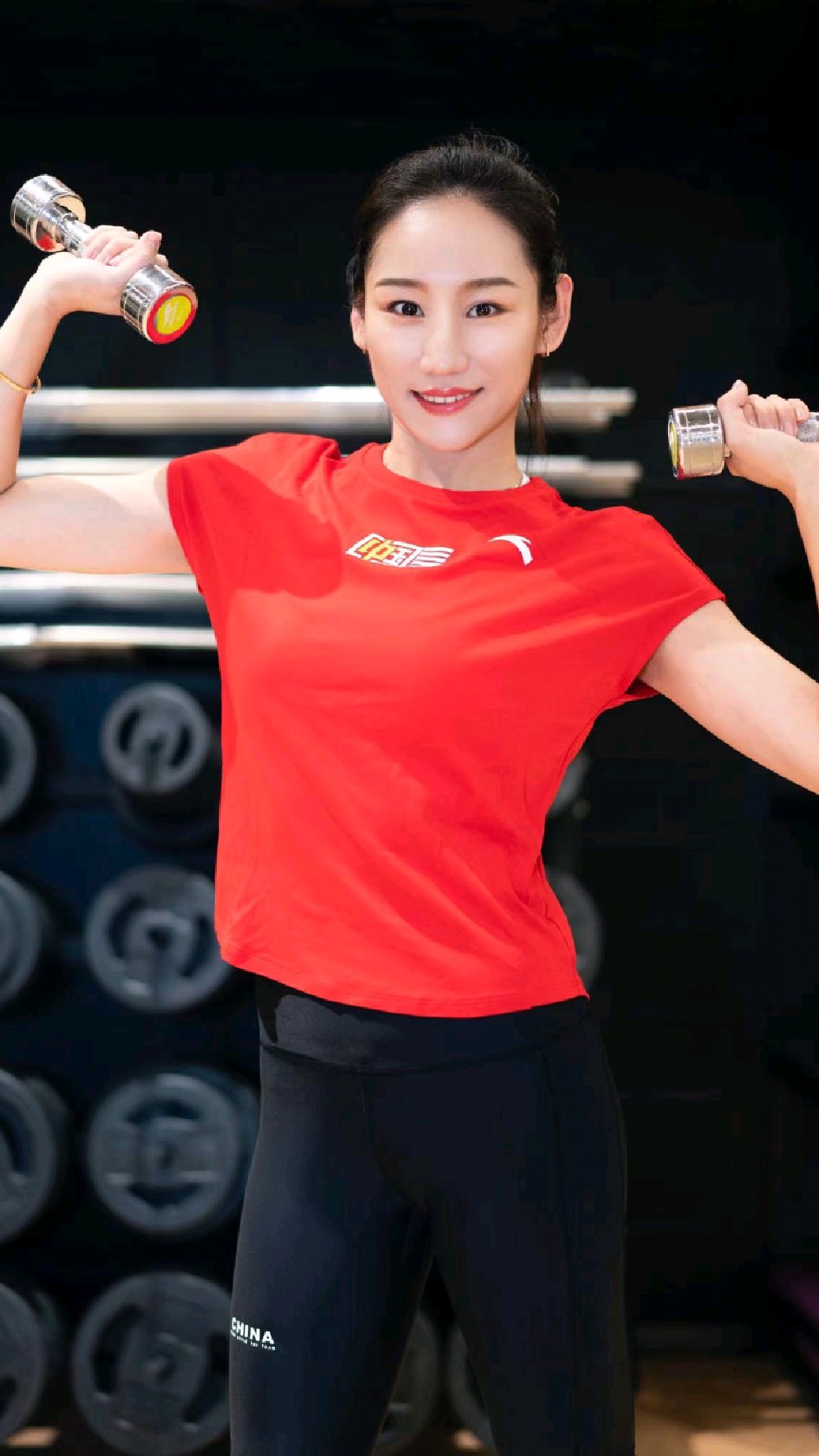 朱丹居家健身训练3:肠胃蠕动-度小视