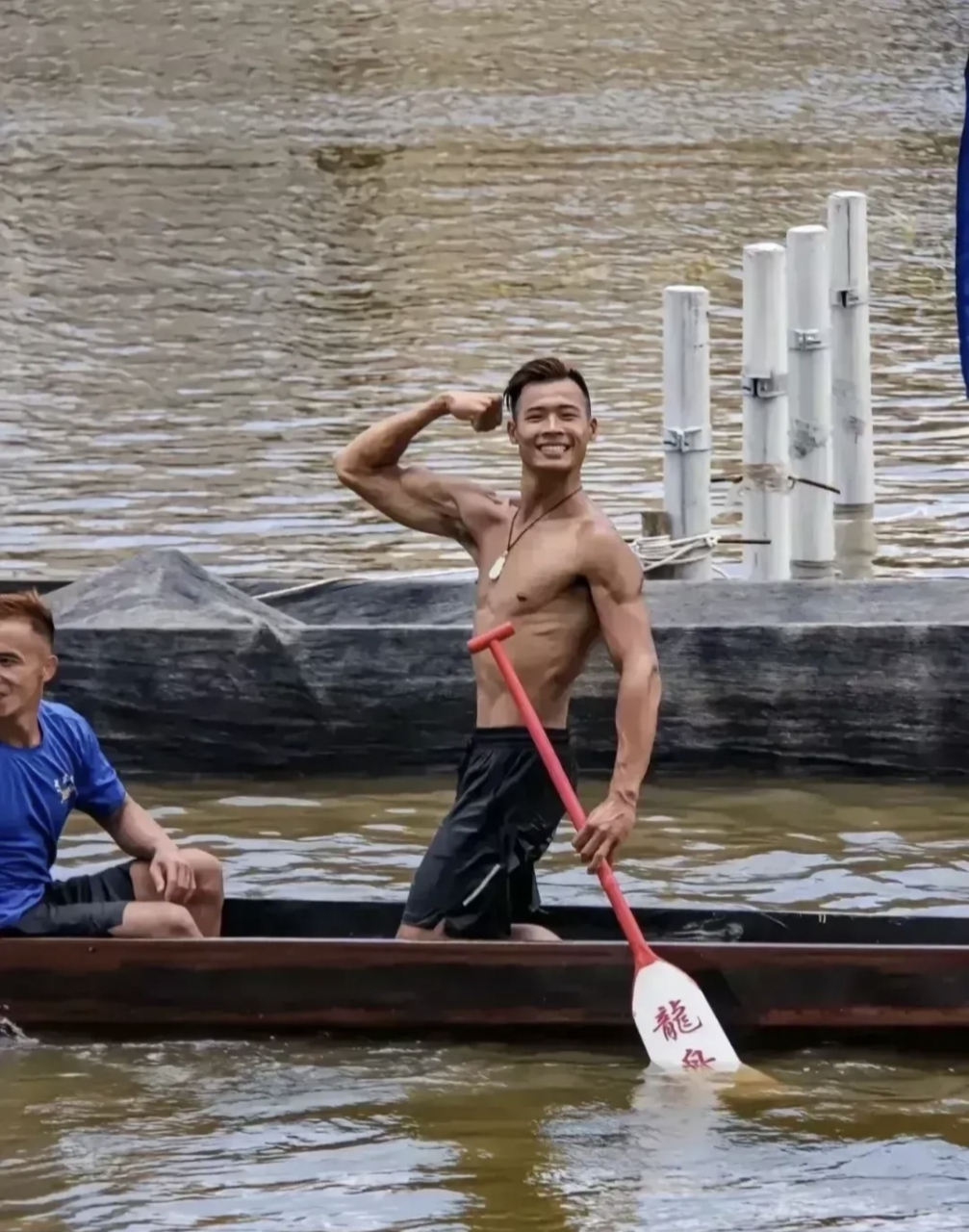 "炸毛哥"冯伟浚被选为江门市禁毒宣传大使!