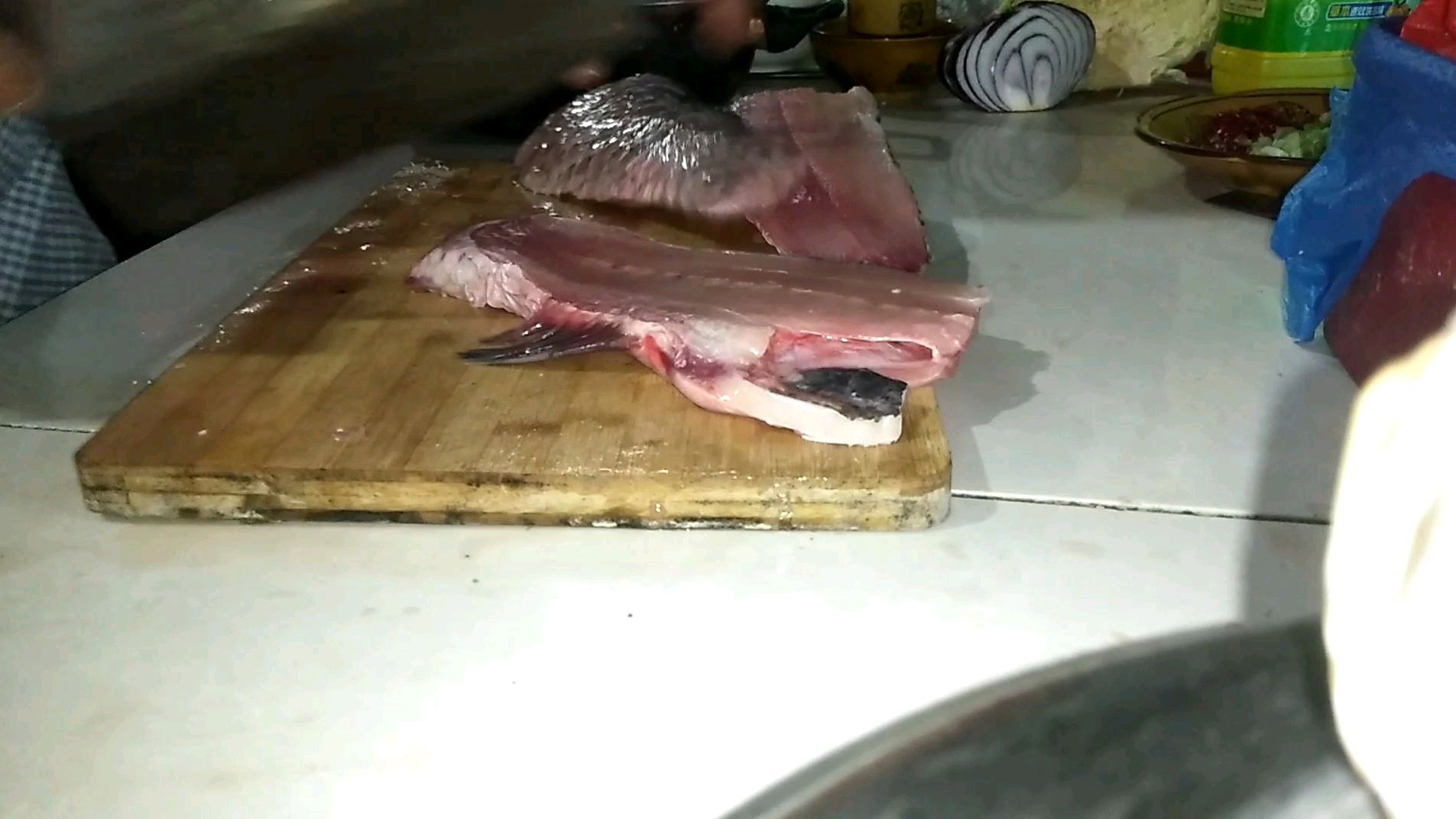 陇南山沟人家酸菜鱼太好吃,麻辣酸爽,你能喝一斤白酒