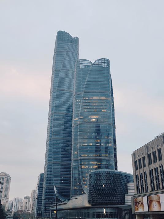 370米的上海徐家汇中心,徐家汇商圈新地标,浦西目前第一高楼