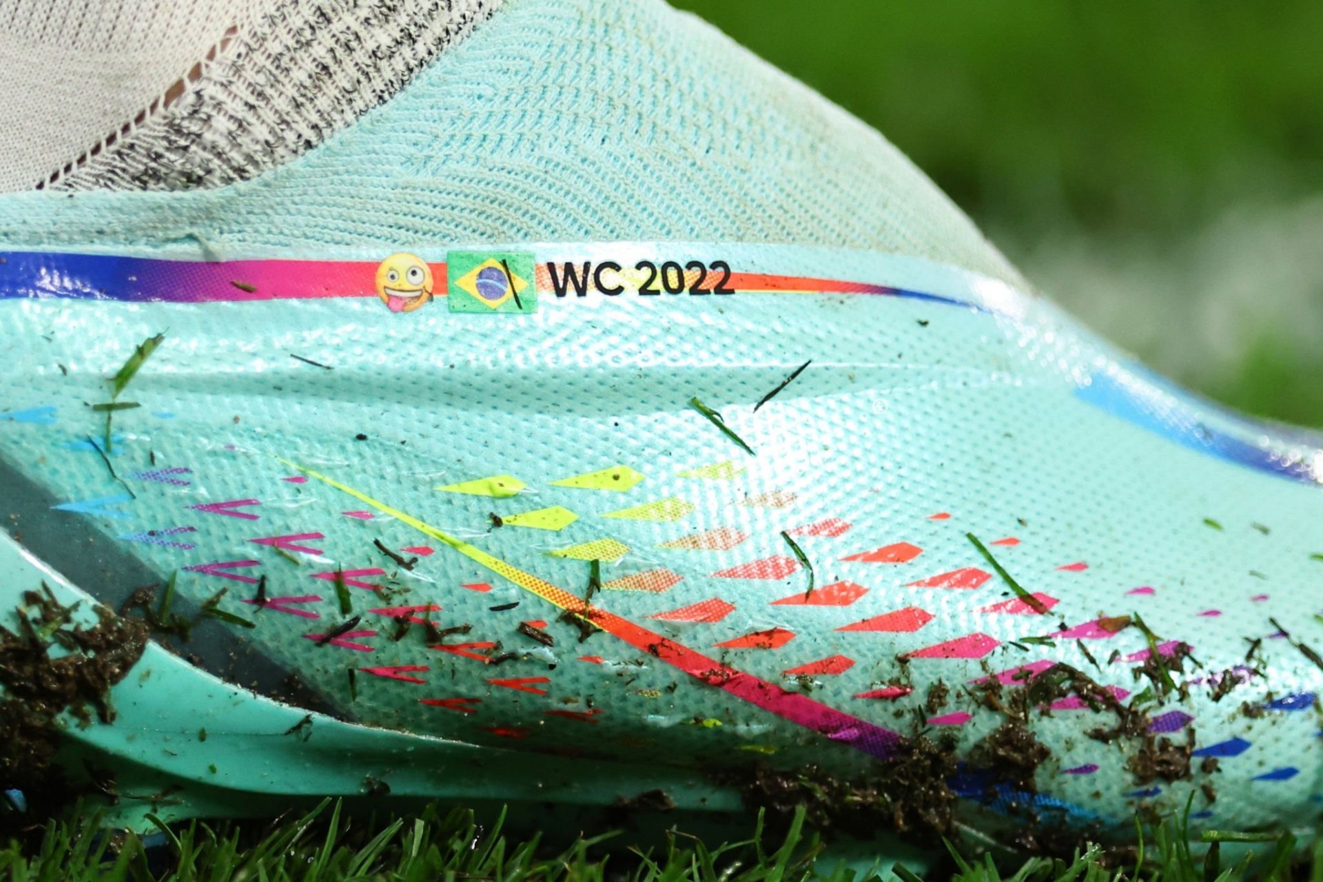 达尼阿尔维斯的世界杯战靴