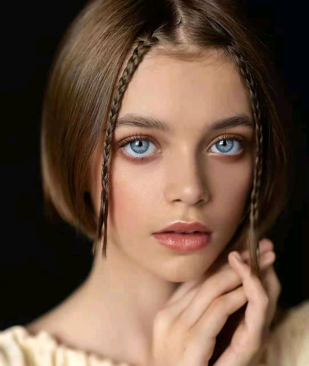 喜欢的东西依旧喜欢,但可以不拥有; 害怕的东西依旧害怕,但可以面对.