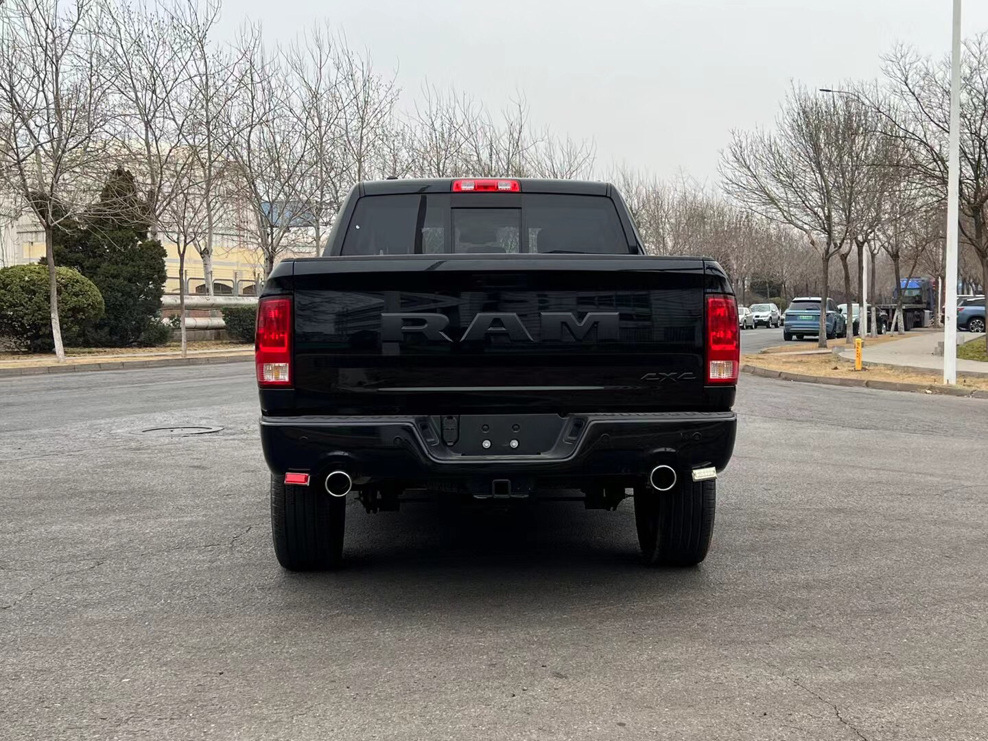 最新到港道奇公羊皮卡黑曜经典版