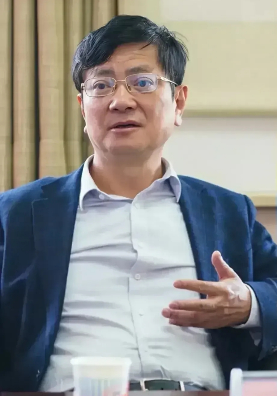 郑强在浙大演讲时说:我除了院士以外,我还是顶级教授.