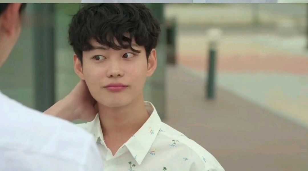 韩剧《匆匆心动》好评如潮,这部讲述学长学弟的故事真的有这么好