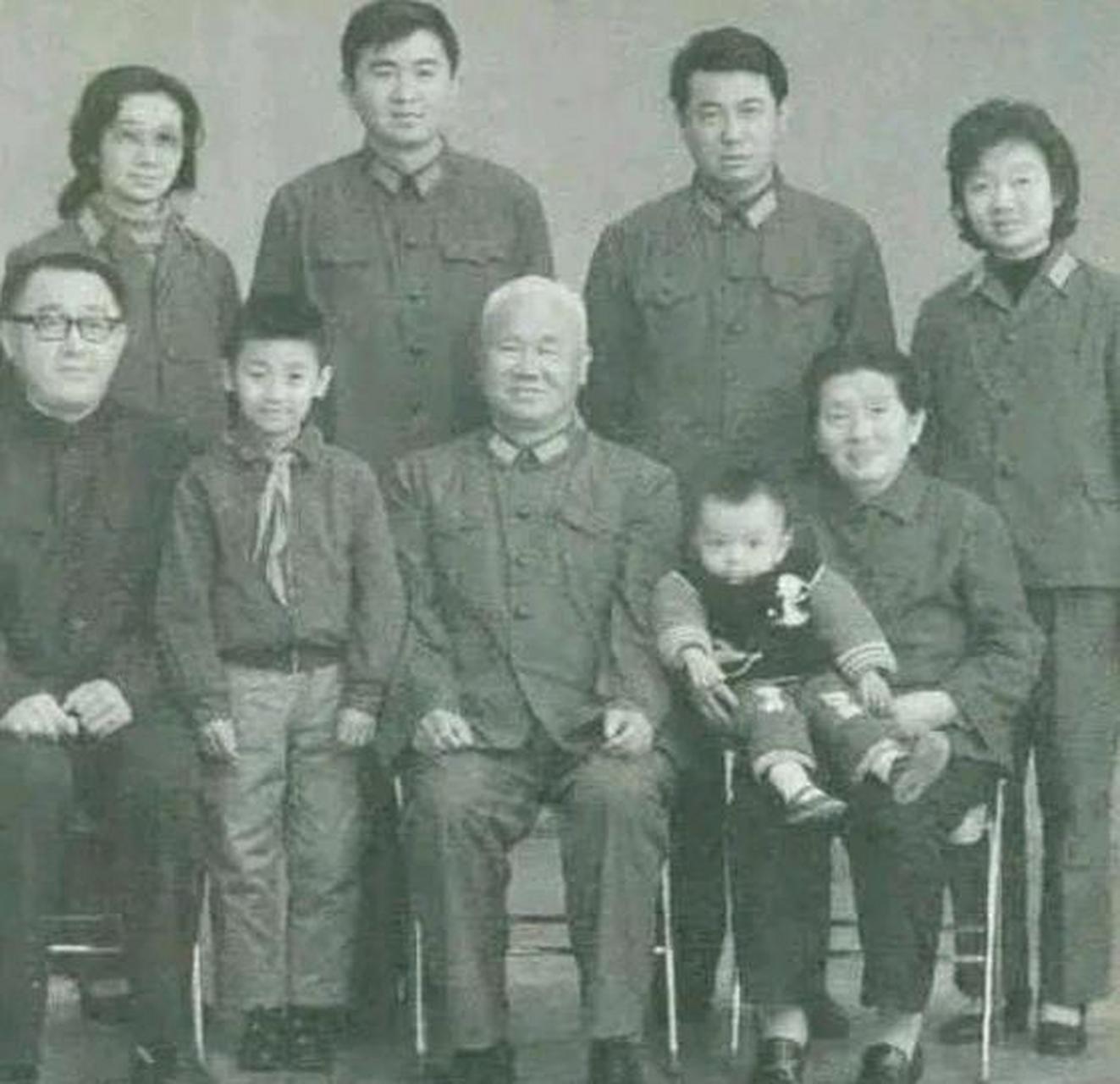 1983年嚴打 期間,至少有三位高幹子弟被槍決,他們都有誰?