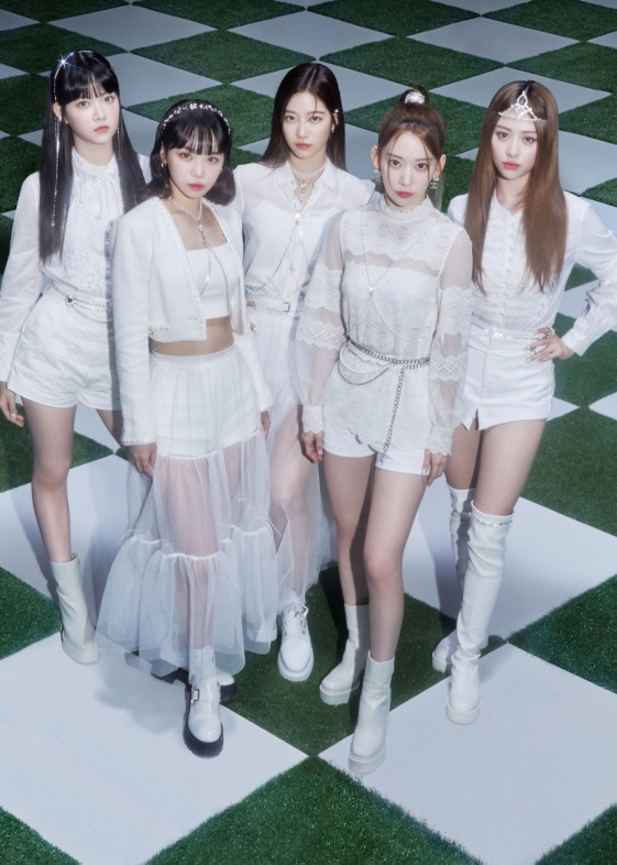 LE SSERAFIM最新消息 日本出道单曲oricon周排行榜第一